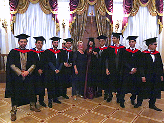 image 5 Cérémonie solennelle de remise des diplômes aux étudiants étrangers de l’Académie d’État de chimie et de pharmacie de Saint-Pétersbourg