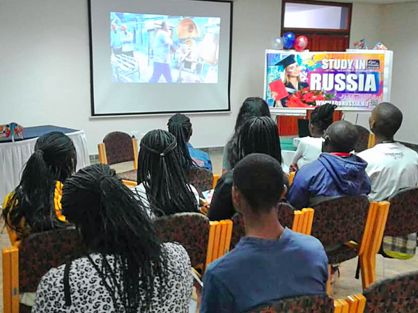 image 4 Organisation RACUS a tenu le salon de formation spécialisé « Étudier en Russie — 2018 » à Windhoek (Namibie)