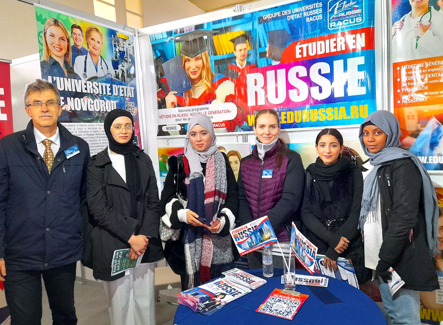 image 1 Expositions éducatives internationales dans les villes d’Oujda, Tanger et Errachidia : le marathon éducatif se poursuit dans le Royaume du Maroc