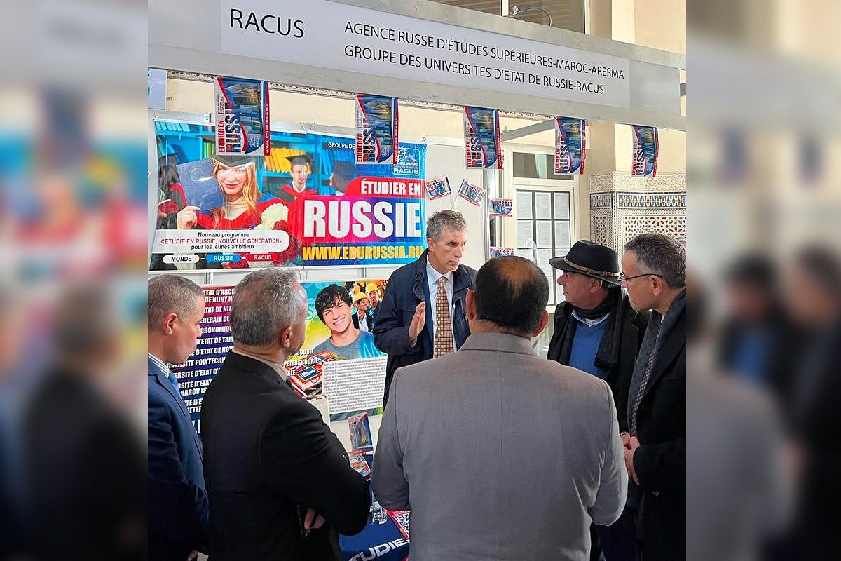 image 2 Les 3 et 4 fevrier 2023, l’organisation RACUS (Russie) et l’agence ARESMA (Maroc) ont présenté l’enseignement supérieur russe lors des expositions éducatives internationales dans les villes de Fès, Meknès et Kénitra (Royaume du Maroc)