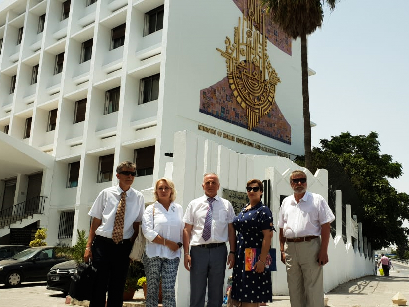 image 3 Réunion du Directeur général de l'organisation RACUS et de la délégation du groupe des universités d’État russes RACUS au ministère de l’Enseignement Supérieur et de la Recherche Scientifique de la République Tunisienne