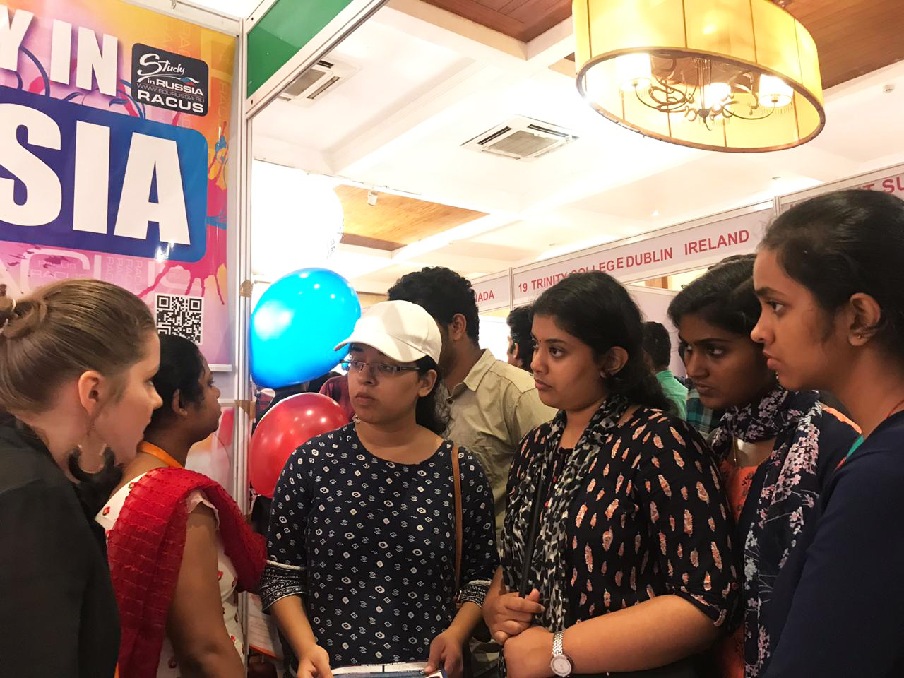 picture 1 RACUS organization took part in the international educational expo tour in India