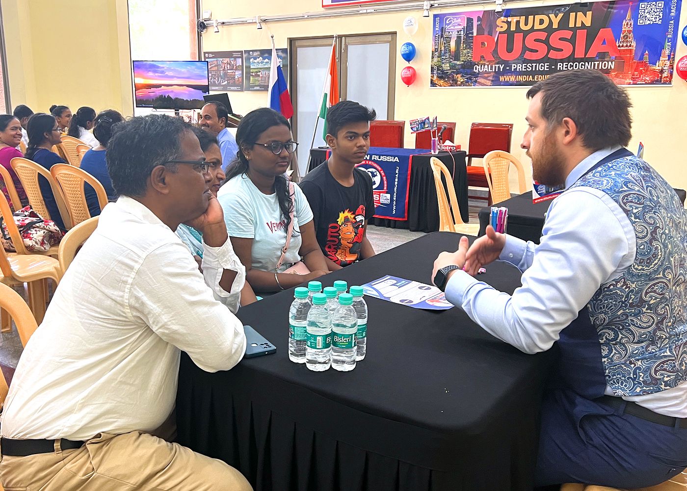 picture 4 Specialized education exhibitions»Higher Medical Education in Russia - 202» in India: June 12-14, Pune and Mumbai