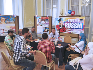 image 3 Tenue des salons de formation « Étudier en Russie – 2016 » au Caire et à Alexandrie organise par l’organisation RACUS en association avec le Centre Russe de la Science et de la Culture en Égypte