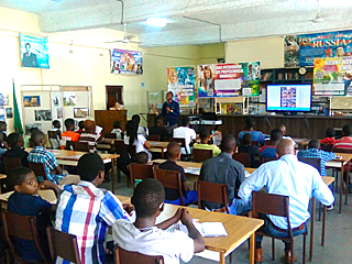 image 5 Tenue du salon de formation « Étudier en Russie — 2016 » par l’organisation RACUS en association avec le Centre Russe de la Science et de la Culture à Lusaka (Zambie)