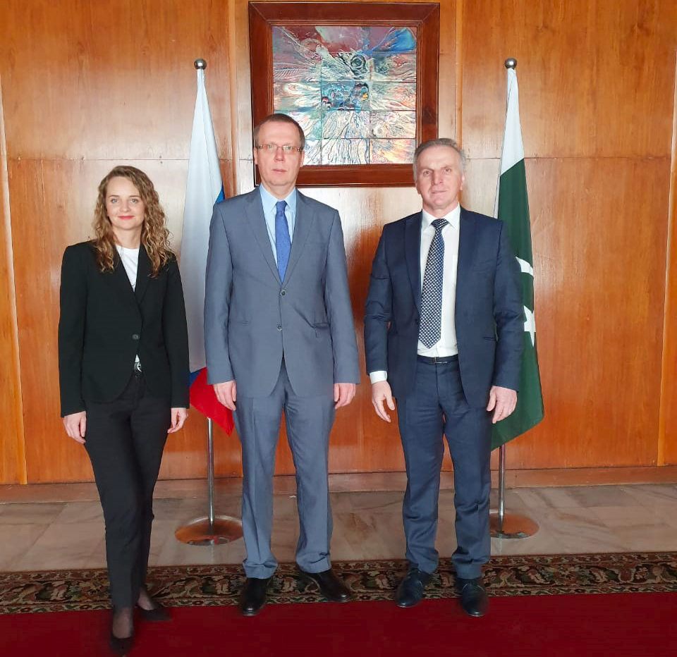 image 2 Directeur général de l’organisation RACUS Avbakar Nutsalov rencontre l’Ambassadeur Extraordinaire et Plénipotentiaire de la Fédération de Russie au Pakistan Danila Ganich