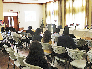 image 2 Tenue du salon spécialisé de formation « Étudier en Russie — 2016 » par l’organisation RACUS en collaboration avec le Centre Russe de la Science et de la Culture à Harare (Zimbabwe)