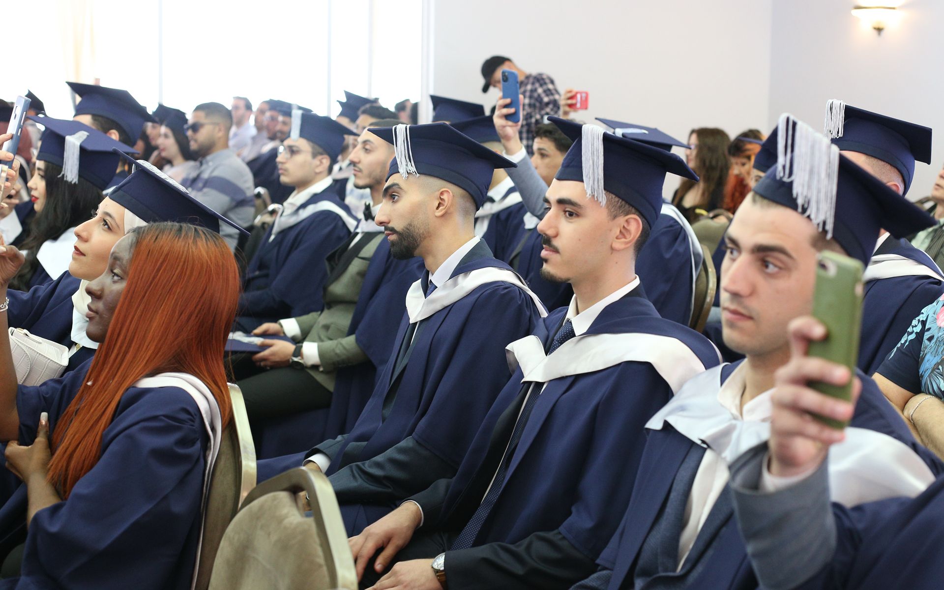 image 3 Soirée luxueuse de remise des diplomes : le 24 juin 2023, les diplômés de l’Université d’État de chimie et pharmacie de Saint-Pétersbourg ont recu des diplômes d’enseignement supérieur