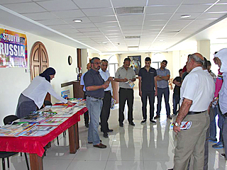 image 1 La tenue du premiere edition du salon specialise de la formation «Etudier en Russie – 2015» au Centre russe de la science et de la culture a Bethleem, Palestine