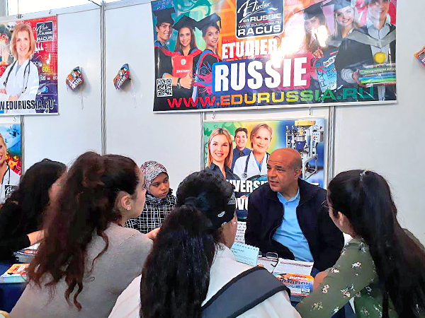 image 12 Participation de l'organisation RACUS aux salons de formation au Maroc en mois du mai 2018 (Sidi Kacem, Larache, Salé, Khemisset, Rabat), tenue des « Journees des portes ouvertes » au bureau de représentation de RACUS à Rabat