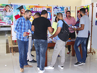 image 1 Tenue du salon de formation « Étudier en Russie — 2017» à Bethleem (Autorite palestinienne) organisé par l’organisation RACUS en association avec le Centre Russe de la Science et de la Culture