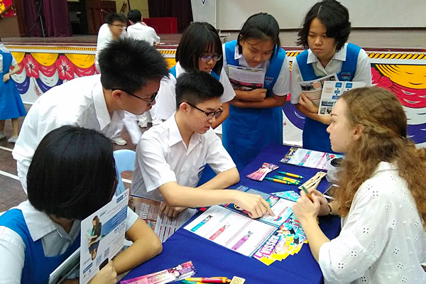 image 6 Participation de l’organisation RACUS au salon de formation dans une école indépendantе chinoise à Kuala Lumpur (Malaisie)