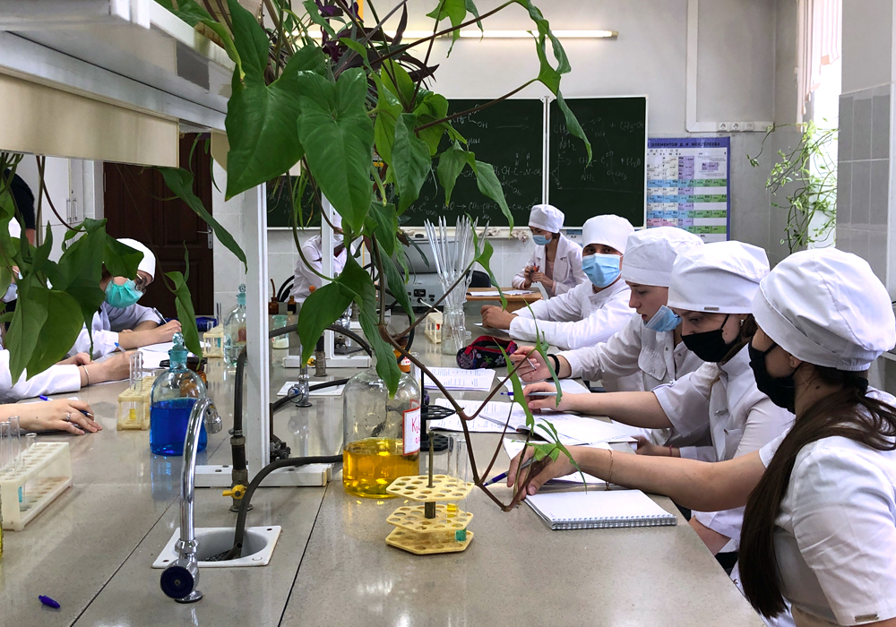 image 4 Félicitations a l'Université d'État de médecine de Saratov pour son entrée dans le TOP-100 (catégorie 1) de l’évaluation nationale agrégée 2021 !