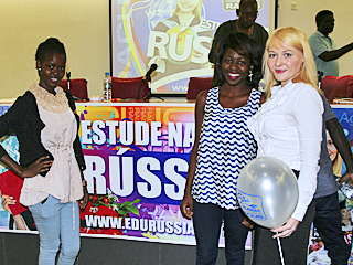 image 7 Tenue du salon spécialisé de formation « Étudier en Russie — 2016 » organisé par l’organisation RACUS à Luanda (République d’Angola)