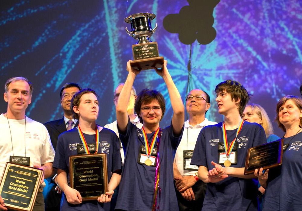 image 2 Encore une victoire triomphale pour la Russie ! Pour la huitieme annee consecutive, les etudiants russes deviennent les meilleurs programmeurs du monde