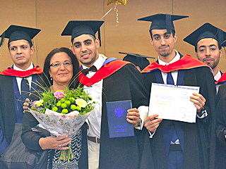 image 11 La ceremonie solennelle de la remise des diplomes aux gradues etrangers de l’Academie d’Etat de chimie et de pharmacie de Saint-Petersbourg