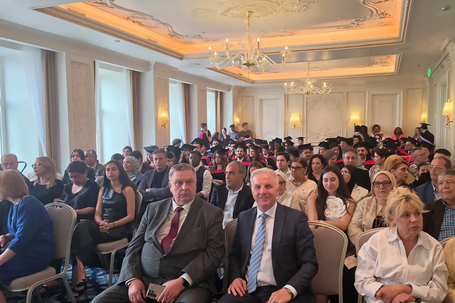 image 6 Saint-Pétersbourg - «RACUS»: une cérémonie solennelle de remise des diplômes a eu lieu à l’Université chimico-pharmaceutique d’État de Saint-Pétersbourg pour les diplômés étrangers