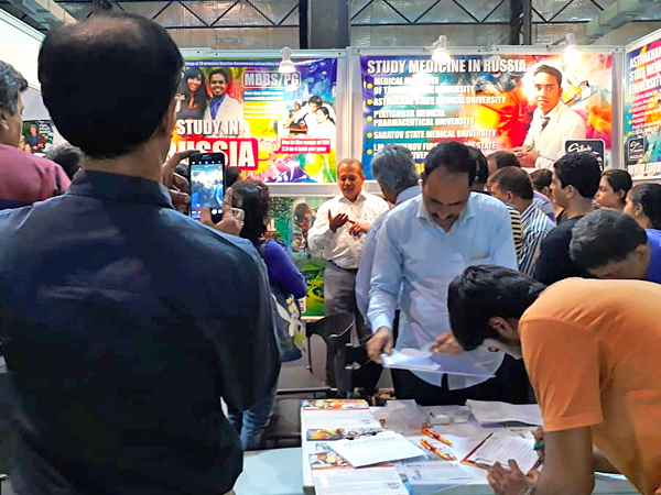 picture 1 Participation of RACUS organization in international educational fair in Mumbai