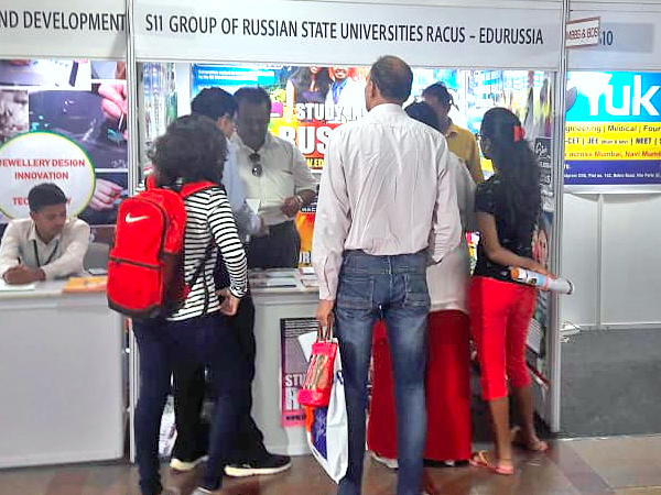 picture 1 RACUS organization participated in international education fair in Mumbai, India