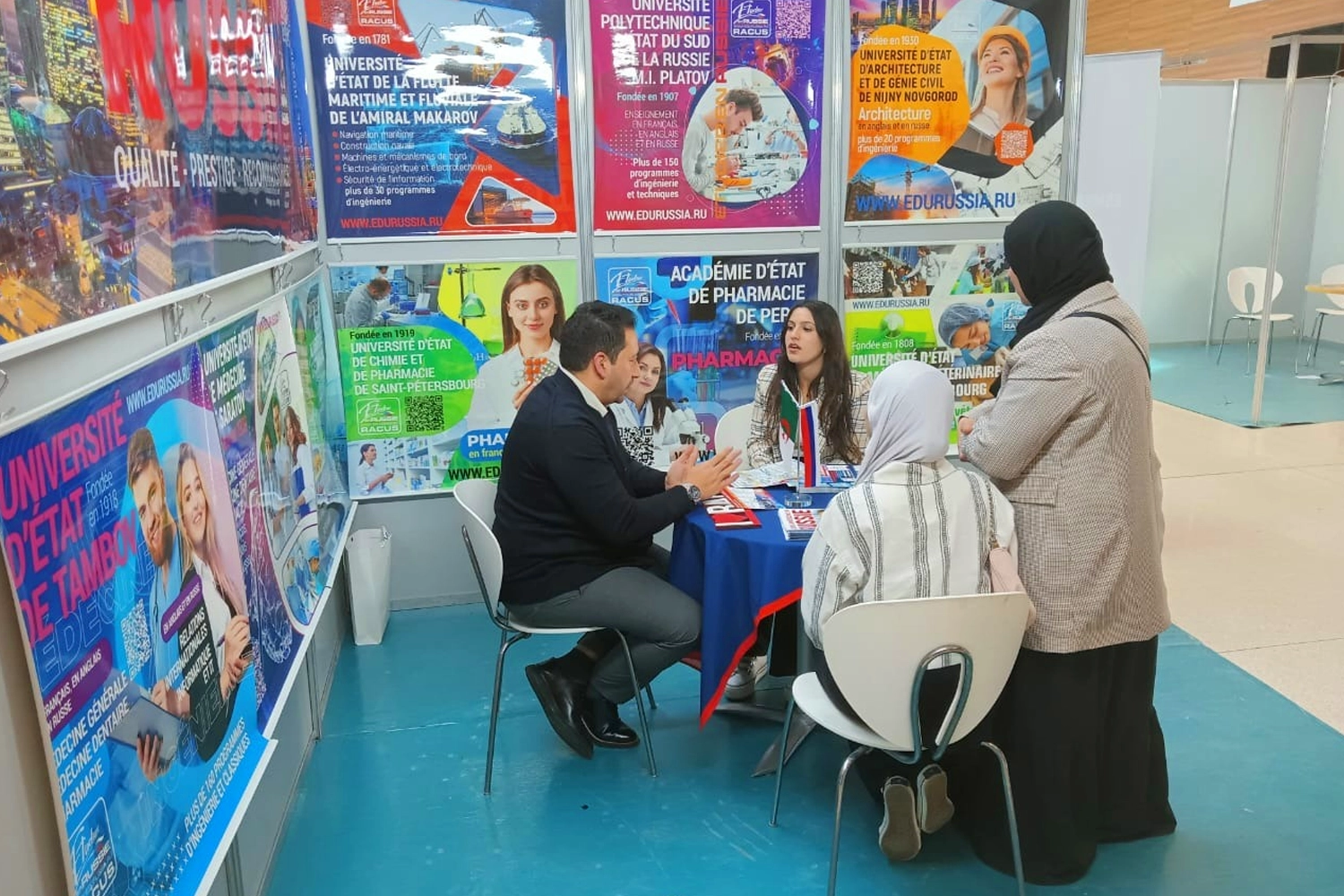 image 1 Expositions éducatives du groupe des universités RACUS en Algérie : l’enseignement supérieur comme la voie des héritiers de l’Atlas