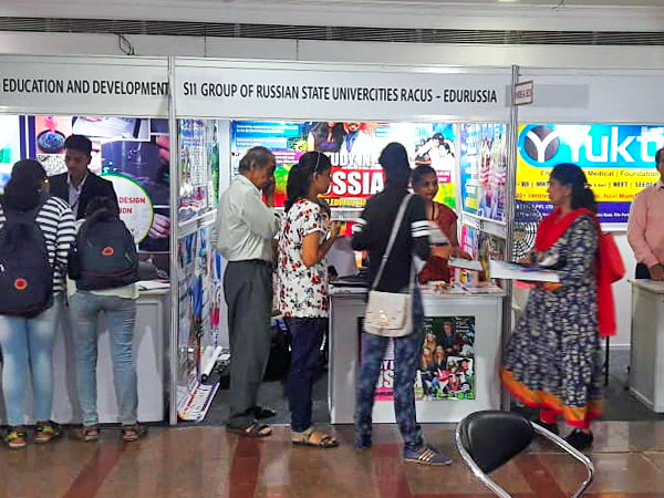 picture 2 RACUS organization participated in international education fair in Mumbai, India