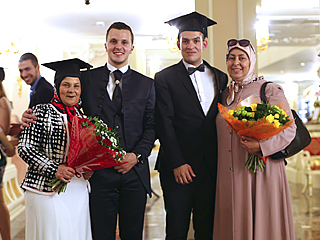 picture 1 The solemn ceremony of awarding diplomas to foreign graduates of Saint-Petersburg State Chemical Pharmaceutical Academy