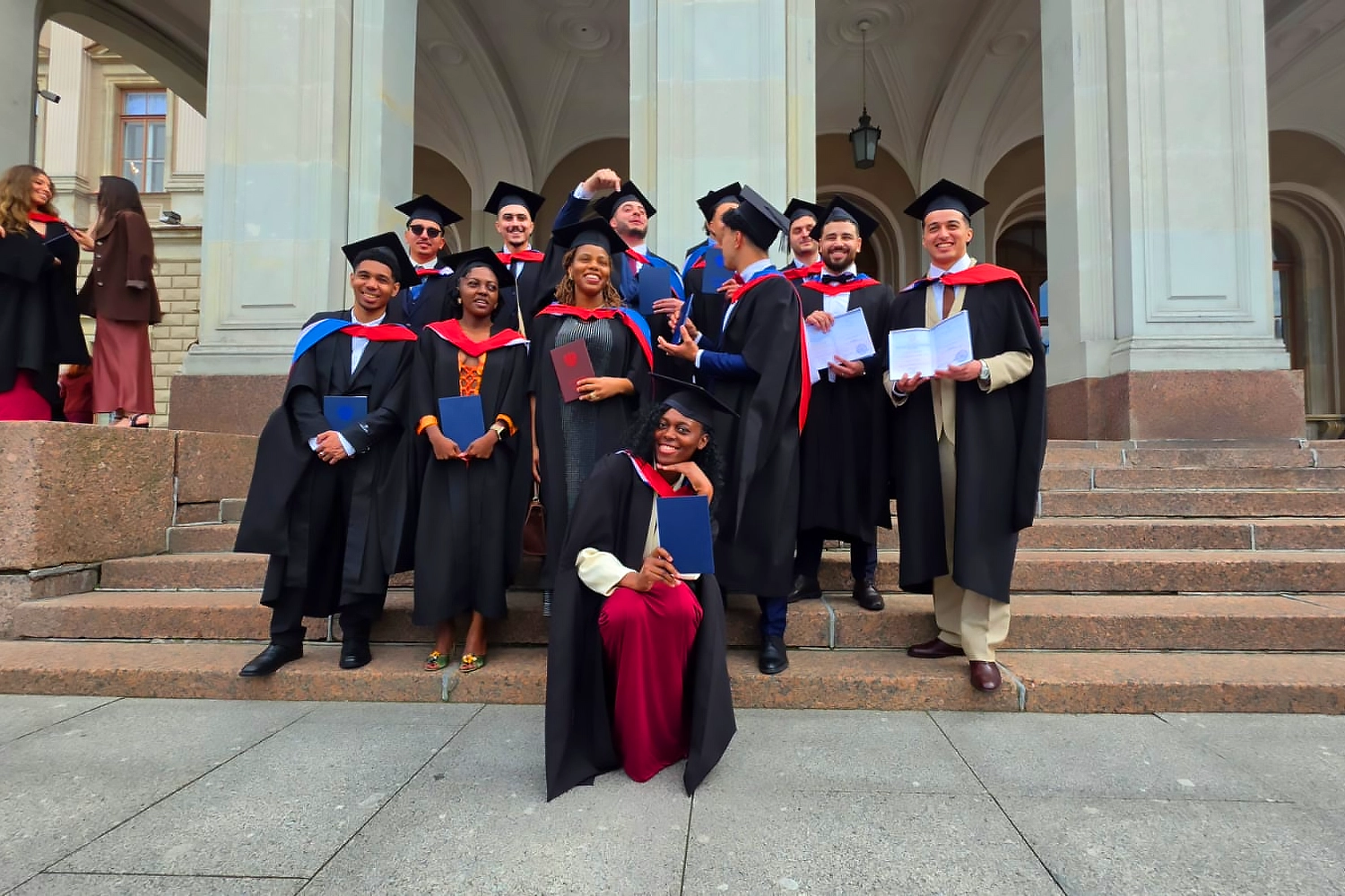 image 5 Saint-Pétersbourg - «RACUS»: une cérémonie solennelle de remise des diplômes a eu lieu à l’Université chimico-pharmaceutique d’État de Saint-Pétersbourg pour les diplômés étrangers