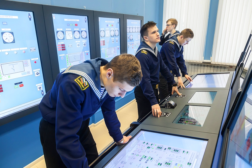 admiral-makarov-state-university-of-maritime-and-inland-shipping_4.webp admiral-makarov-state-university-of-maritime-and-inland-shipping_4.webp