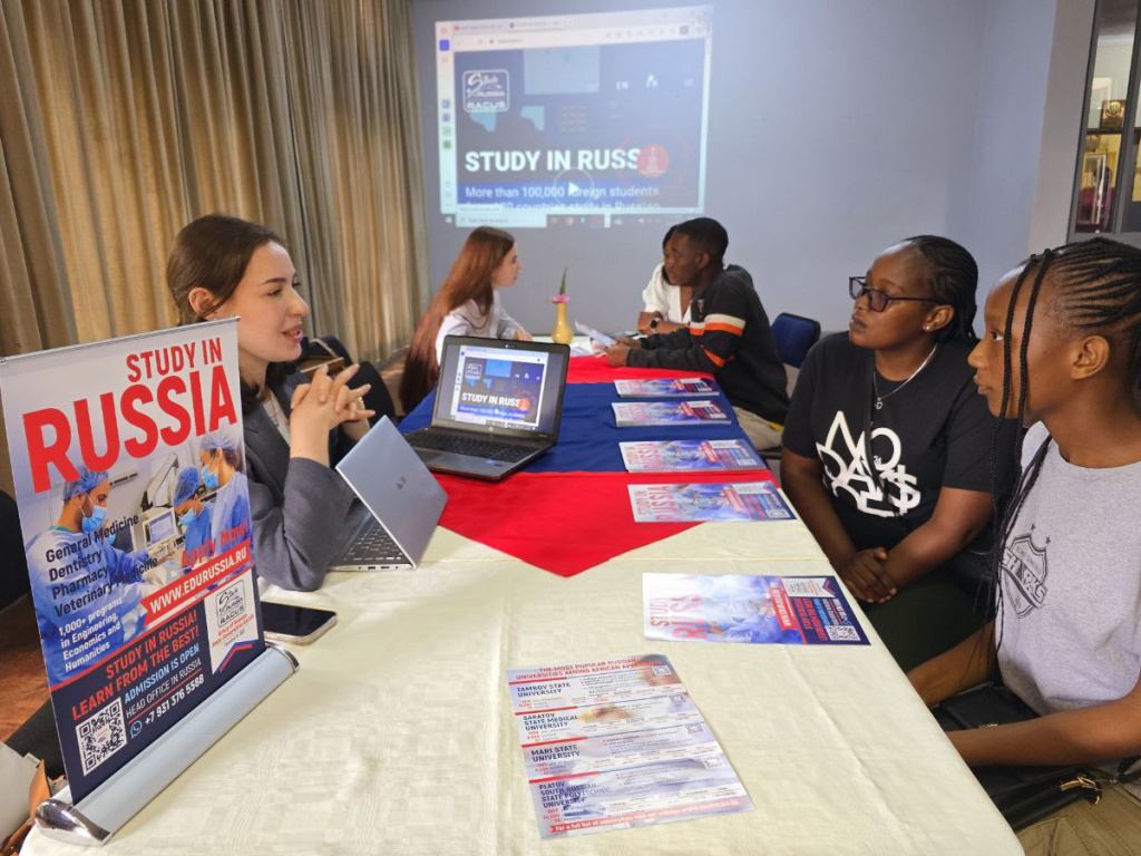 image Le Zimbabwe : « Étudier en Russie  – 2025 »,  l’exposition éducative specialisée. De nouvelles opportunités pour les jeunes zimbabwéens