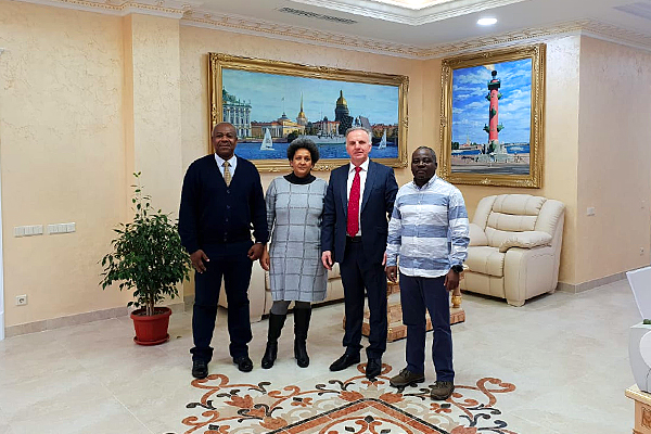 image La rencontre du Directeur General de l’organisation RACUS avec les representants de l’Ambassade d’Angola