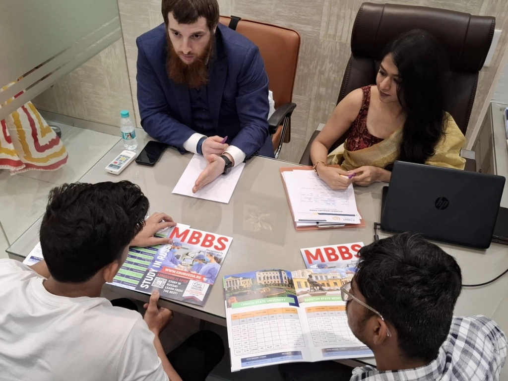 picture 5 RACUS Group of Russian State Universities Concludes Large-Scale May Exhibition Tour across India